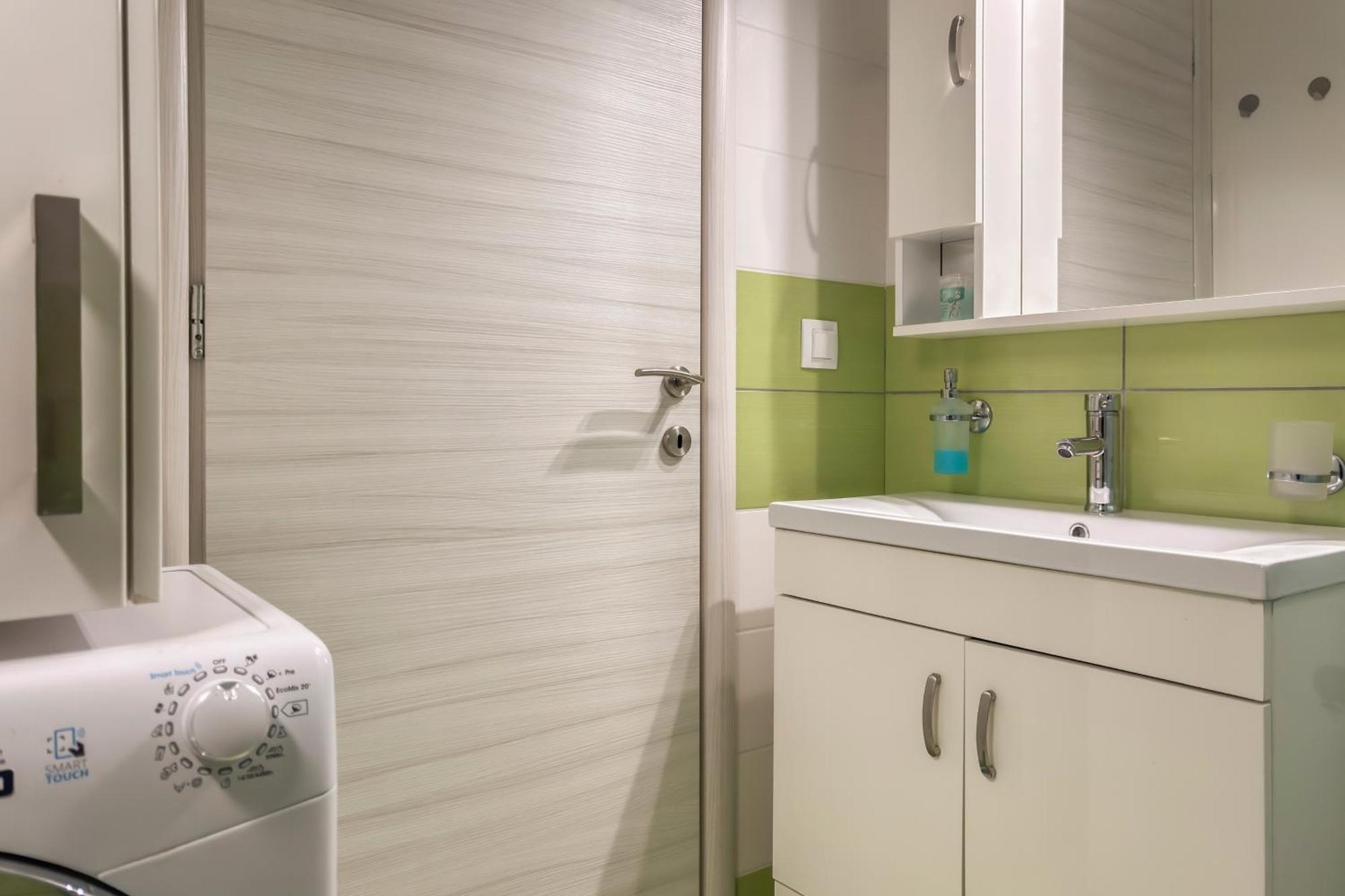 Alisahni Villa & Suite Като Дарацо Екстериор снимка